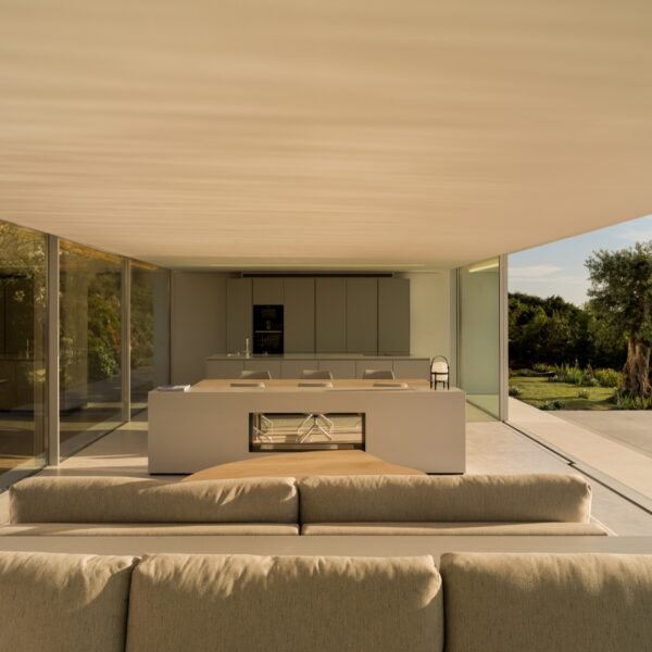 Casa Aire | Fran Silvestre Arquitectos (Fernando Guerra)