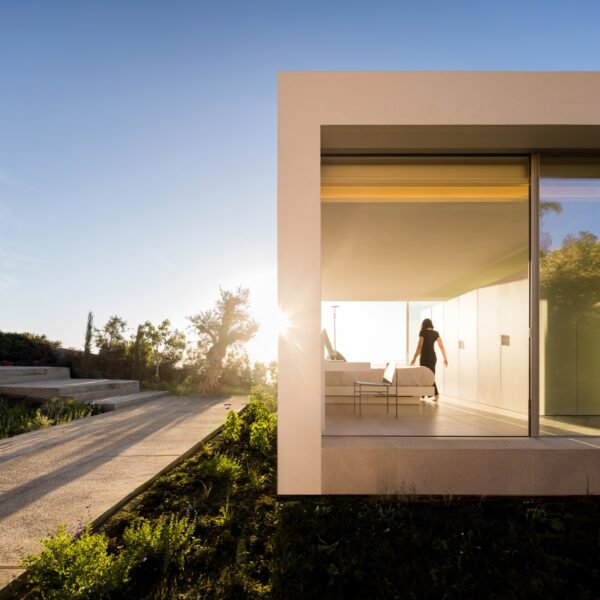 Casa Aire | Fran Silvestre Arquitectos (Fernando Guerra)