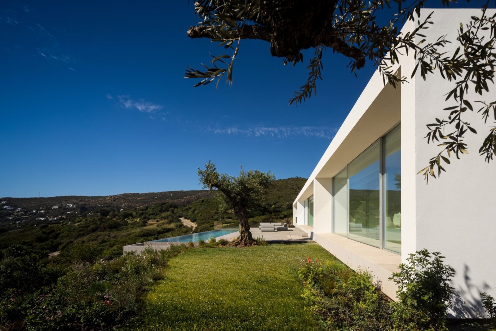 Casa Aire | Fran Silvestre Arquitectos (Fernando Guerra)