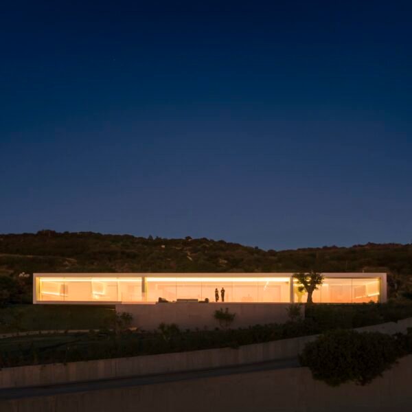 Casa Aire | Fran Silvestre Arquitectos (Fernando Guerra)