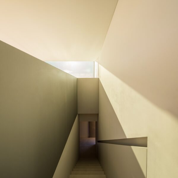 Casa Aire | Fran Silvestre Arquitectos (Fernando Guerra)