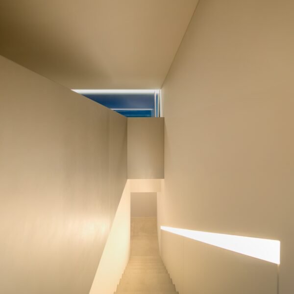 Casa Aire | Fran Silvestre Arquitectos (Fernando Guerra)