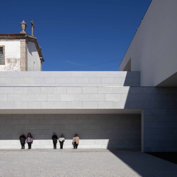 Vitor Leal Arq - Iglesia del Divino Salvador (Alexander Bogorodskiy)