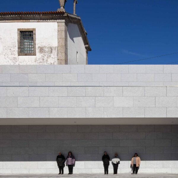 Vitor Leal Arq - Iglesia del Divino Salvador (Alexander Bogorodskiy)