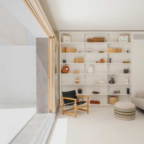 Site_Specific_Arquitectura_Apartment_in_Cascais_do_mal_o_menos