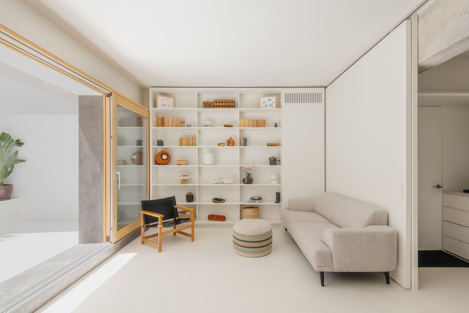 Site_Specific_Arquitectura_Apartment_in_Cascais_do_mal_o_menos