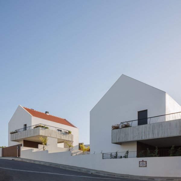 Esquissos - Arquitectura e Consultoria - Casa BD (Ivo Tavares)