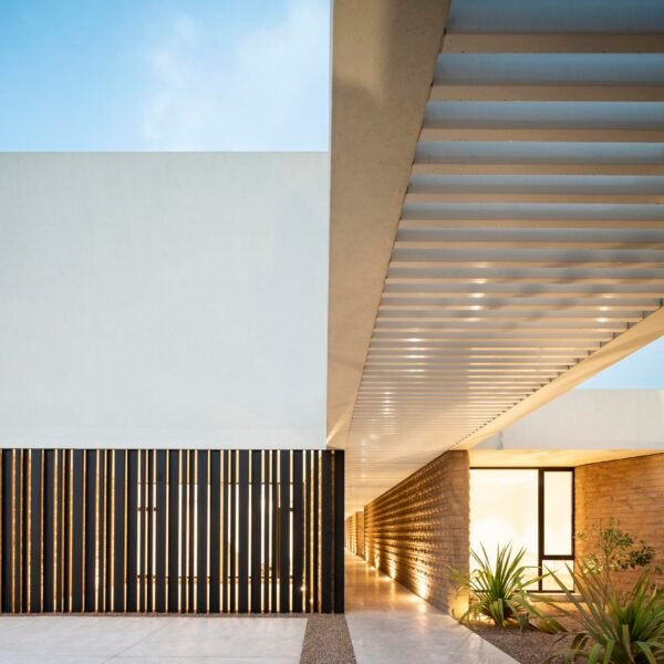 Alhumaidhi Architects - Casa KitKat (Nelson Garrido)