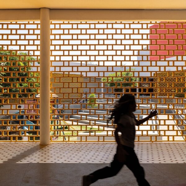 Lins Arquitetos Associados - Escuela Domum (Joana França)