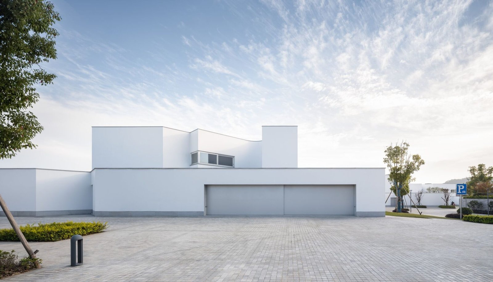 Álvaro Siza + Carlos Castanheira - Casas del Lago Dongquian (Houpictures)