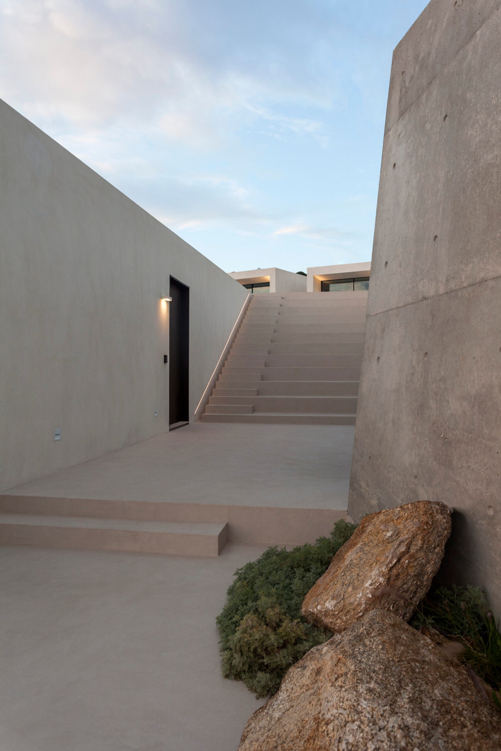 A31 Architecture - Residencia Latypi (Yiannis Hadjiaslanis, George Fakaros)