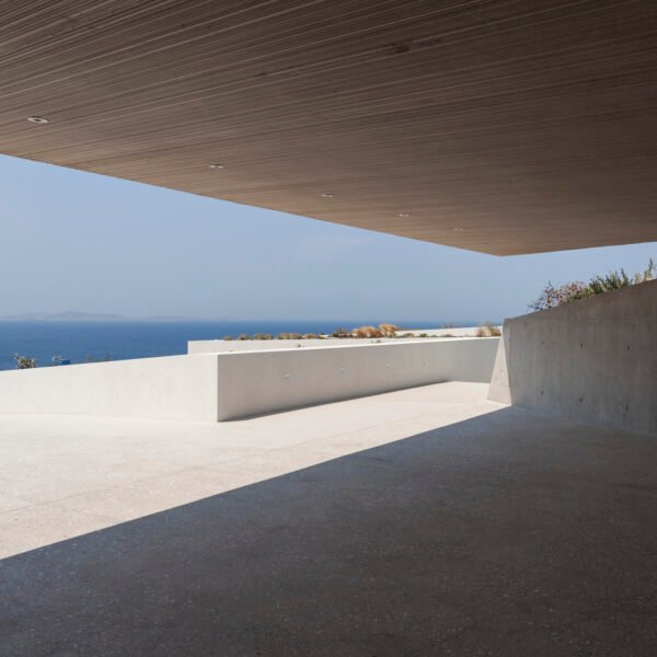 A31 Architecture - Residencia Latypi (Yiannis Hadjiaslanis, George Fakaros)