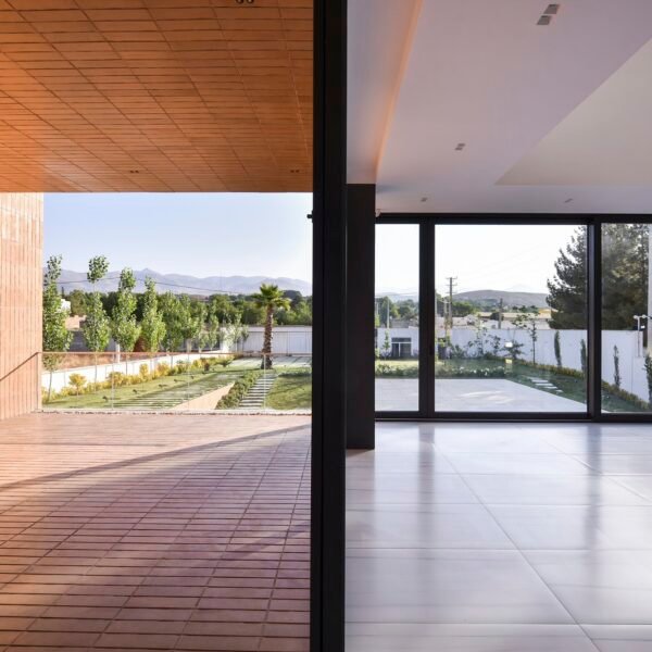AsNow Design & Construct - Casa dos Vazios (Mohammad Hossein Hamzelouei)