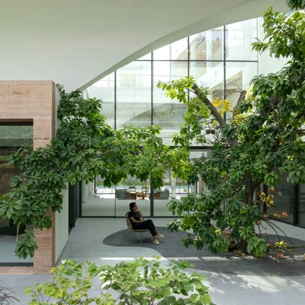 Kiasma + a01 Architects - Priyam Residence (Vivek Eadara)