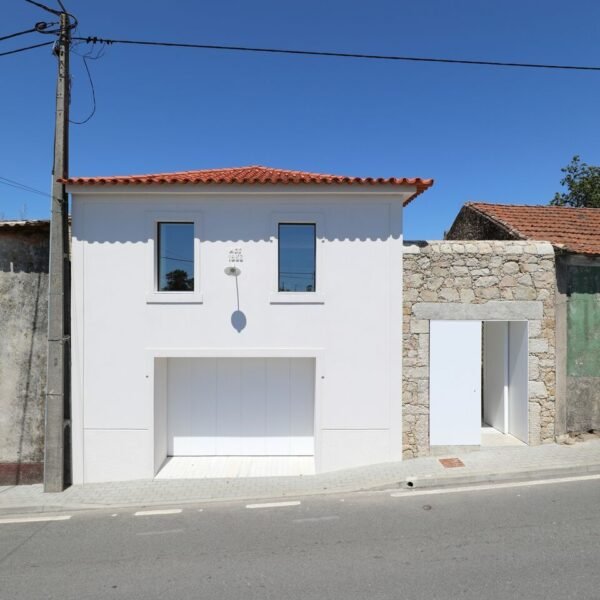 Raulino Silva - Estudio de Arquitectura en Vila do Conde (José Campos)