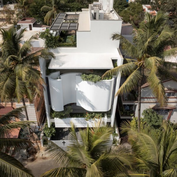 Suva Architects - Casa de Curvas Susurrantes (Ekansh Goel)