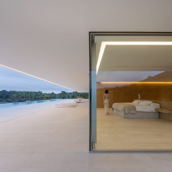 Casa en Sotogrande | Fran Silvestre Arquitectos (Fernando Guerra)