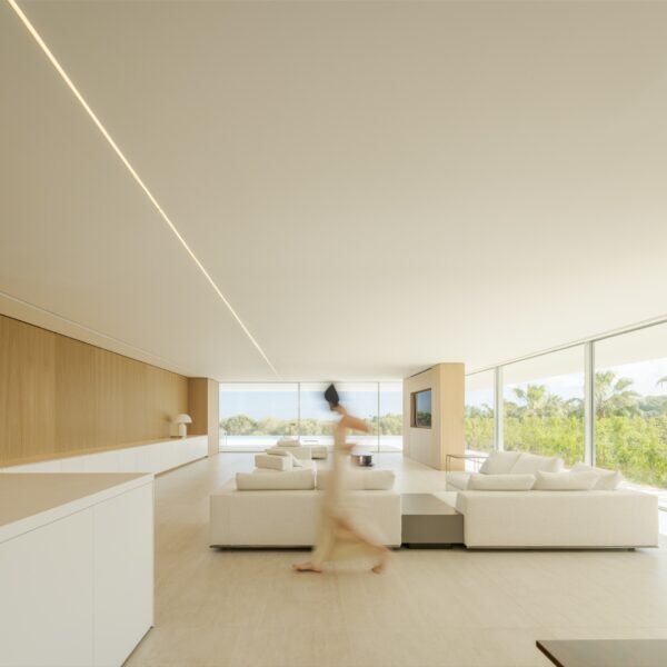 Casa en Sotogrande | Fran Silvestre Arquitectos (Fernando Guerra)