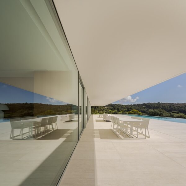 Casa en Sotogrande | Fran Silvestre Arquitectos (Fernando Guerra)