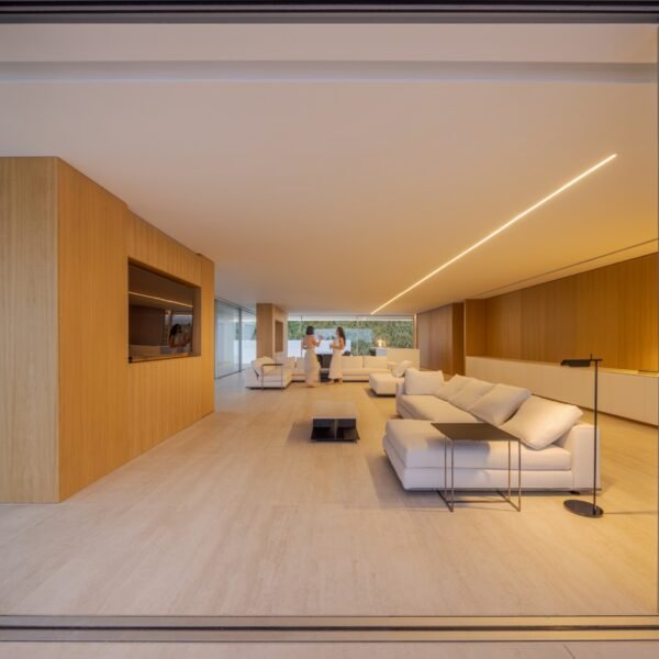 Casa en Sotogrande | Fran Silvestre Arquitectos (Fernando Guerra)