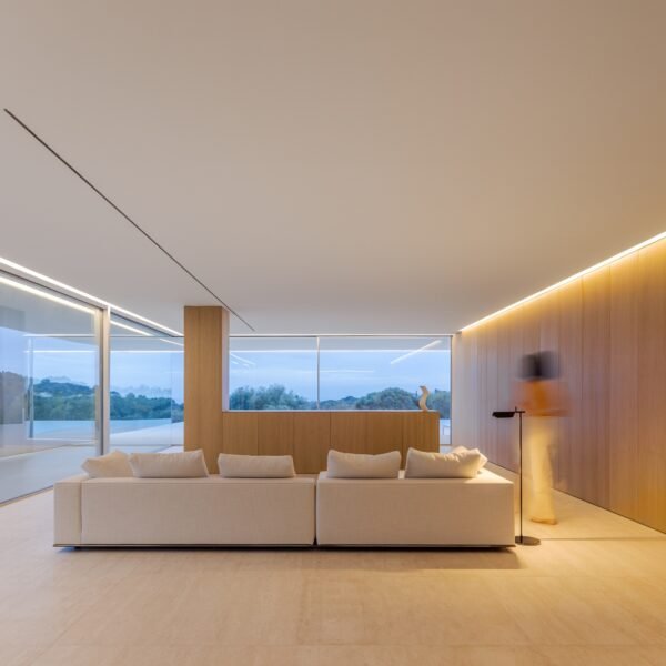 Casa en Sotogrande | Fran Silvestre Arquitectos (Fernando Guerra)