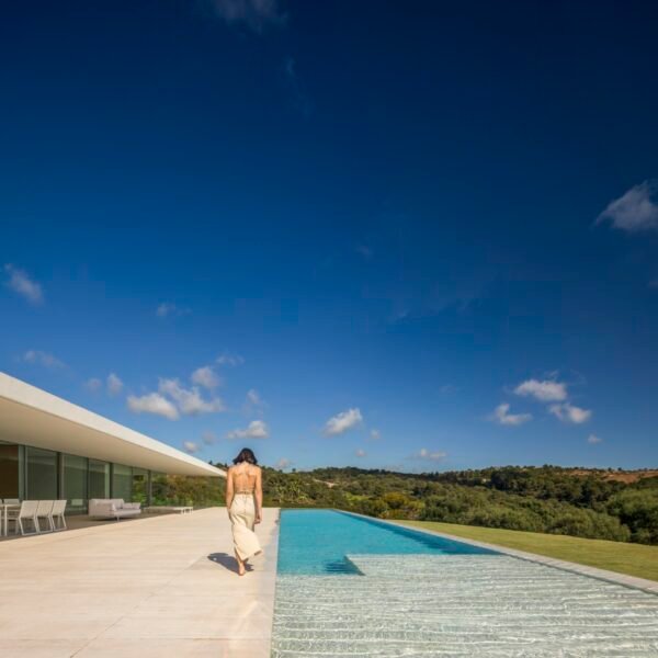 Casa en Sotogrande | Fran Silvestre Arquitectos (Fernando Guerra)