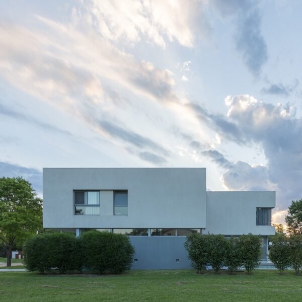 Casa El Paso | Ignacio Arrillaga + Walter M. Parola