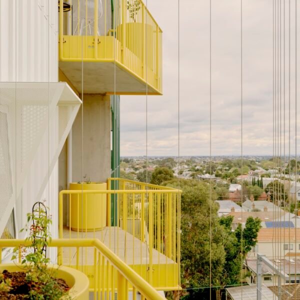 Austin Maynard Architects - ParkLife Apartment Building (Tom Ross)