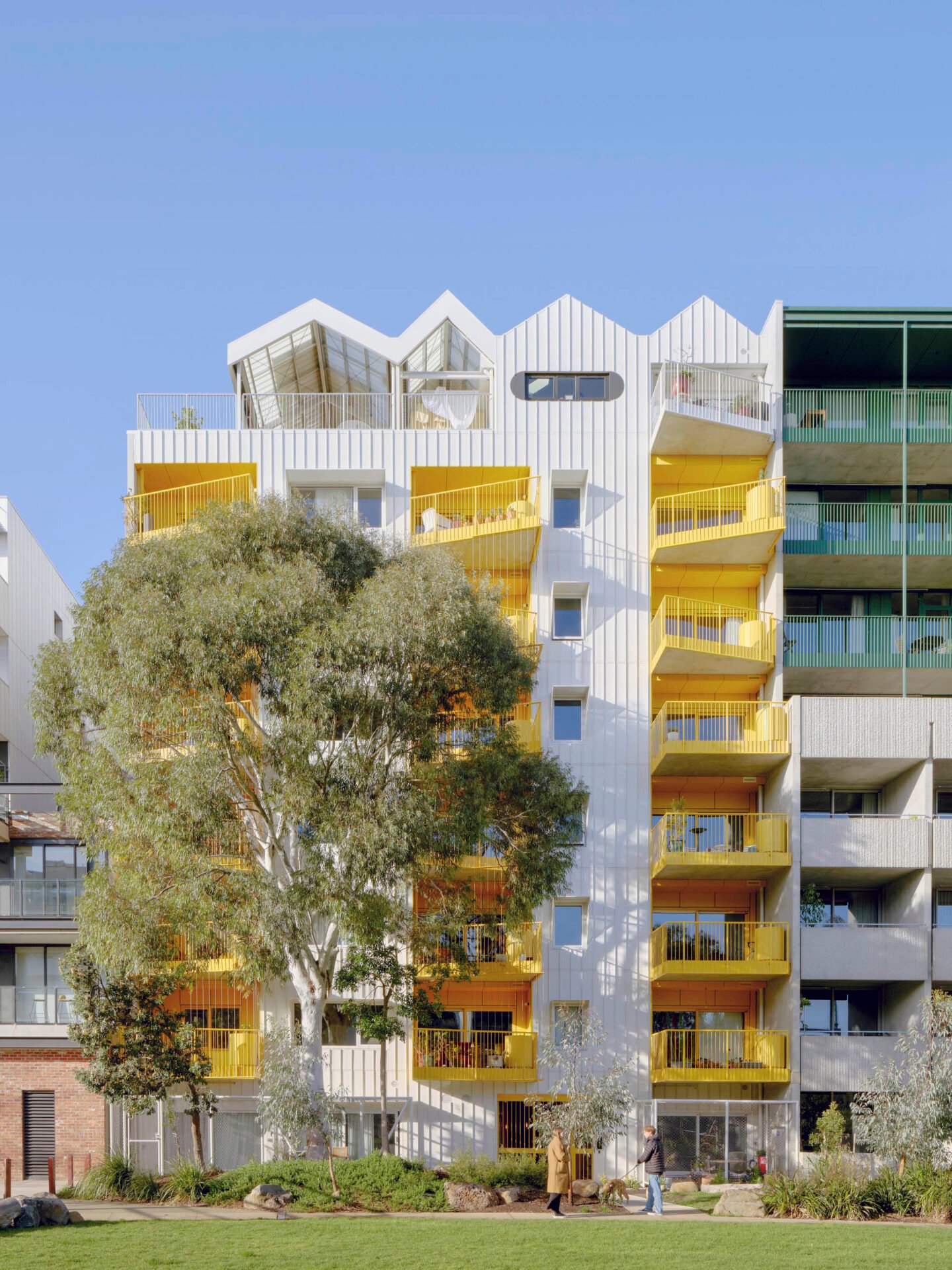 Austin Maynard Architects - ParkLife Apartment Building (Tom Ross)