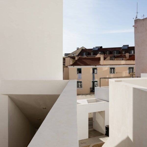 Atelier Bugio - Funicular Graça (Alexander Bogorodskiy)