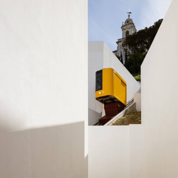 Atelier Bugio - Funicular Graça (Alexander Bogorodskiy)