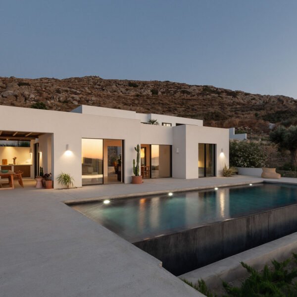 Plinthos Architects + Stefania Ntinou Architect - La Natura Villas (Nikos Karampinis)