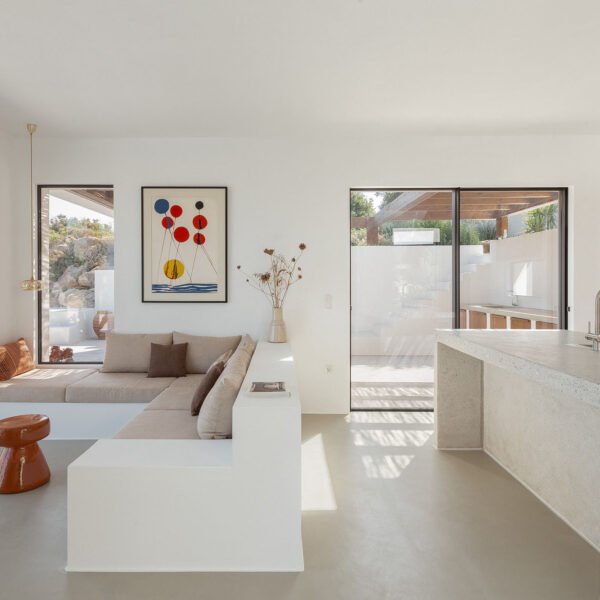 Plinthos Architects + Stefania Ntinou Architect - La Natura Villas (Nikos Karampinis)