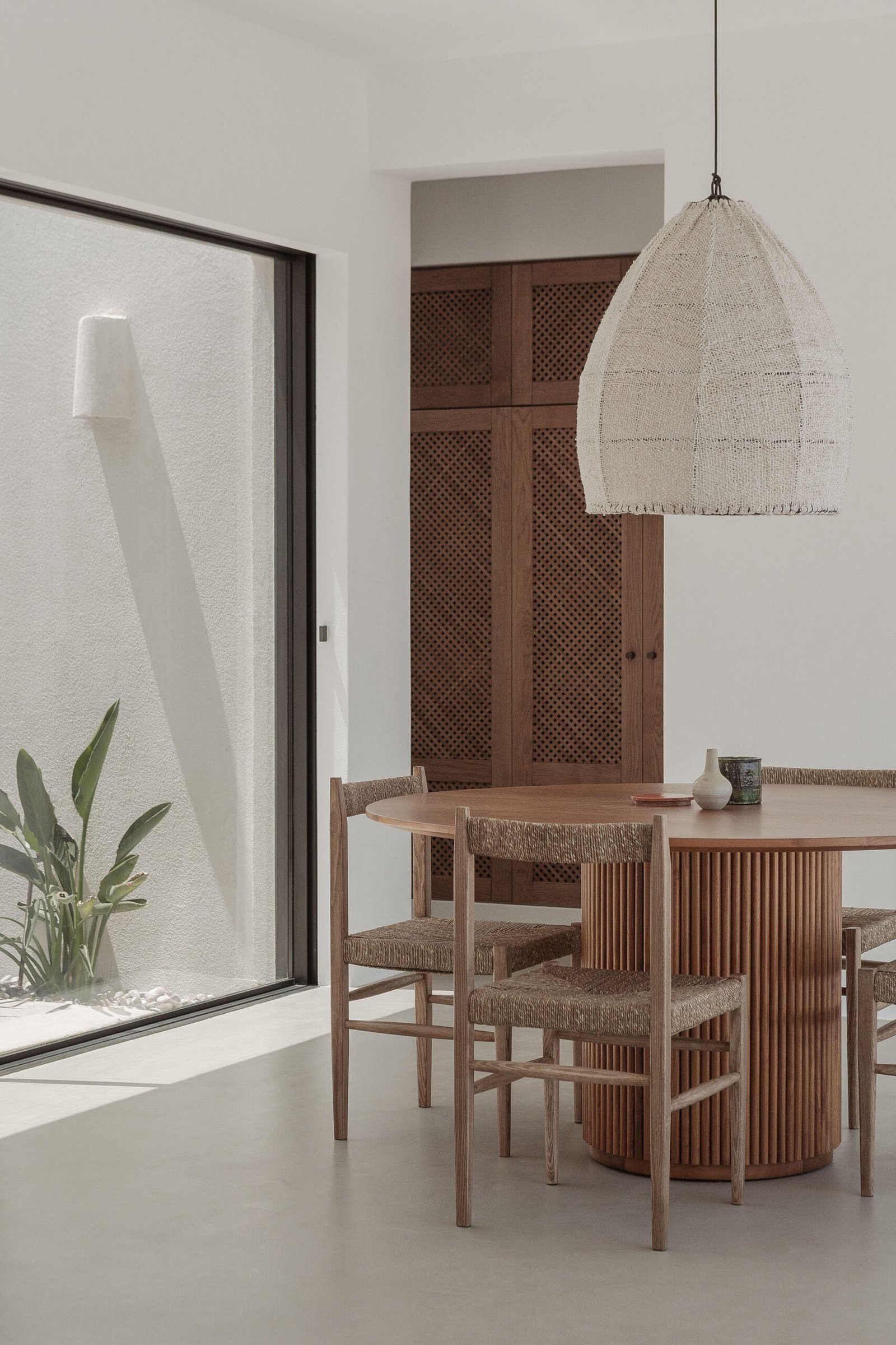 Plinthos Architects + Stefania Ntinou Architect - La Natura Villas (Nikos Karampinis)