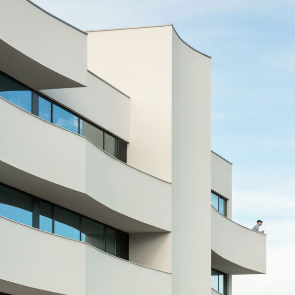 Atelier Tiago do Vale - Edificio Aurora 10 (João Morgado)
