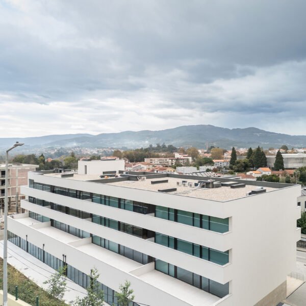 Atelier Tiago do Vale - Edificio Aurora 10 (João Morgado)