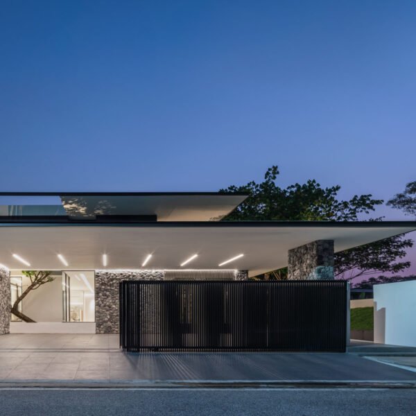 Ayutt and Associates design - Casa Soffit (Chalermwat Wongchompoo Sofography)