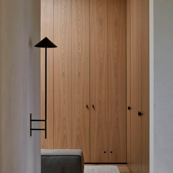 Davidov Architects - Residencia EPSC (Timothy Kaye, Shannon McGrath)