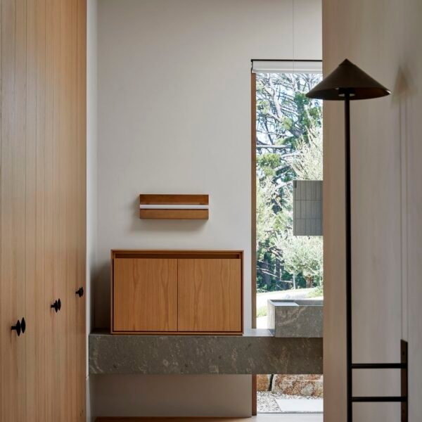 Davidov Architects - Residencia EPSC (Timothy Kaye, Shannon McGrath)