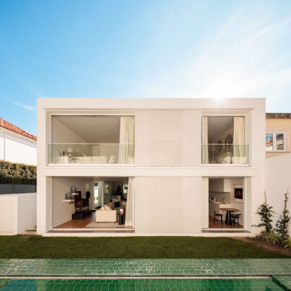 João Tiago Aguiar - Casa Restelo MVS (Francisco Nogueira) The aim was to design a sophisticated and harmonious contemporary home which blended modern functionality with mid-20th-century charm, offering a perfect balance of comfort, style, and practicality.