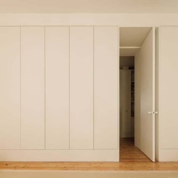José Adrião Arquitectos - Apartamento Marquês de Abrantes (Francisco Nogueira)