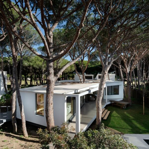 Lisabesur Arquitectos - Casa Pinola (Jesús Granada)