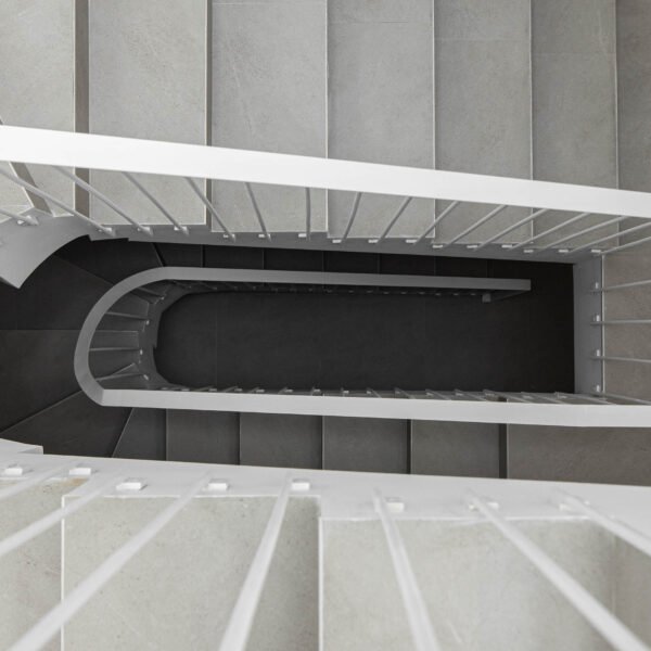 Tiago Leitão - Edificio en Matosinhos (Ivo Tavares Studio)