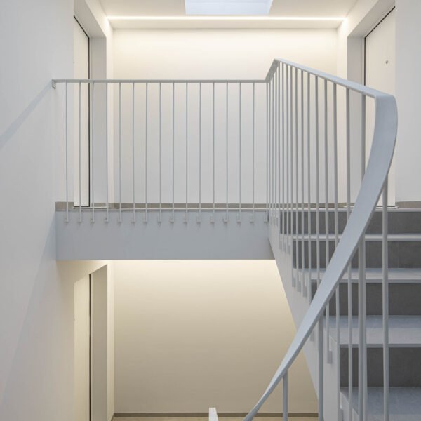 Tiago Leitão - Edificio en Matosinhos (Ivo Tavares Studio)