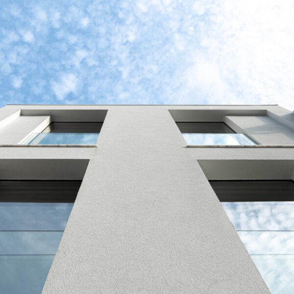 Tiago Leitão - Edificio en Matosinhos (Ivo Tavares Studio)
