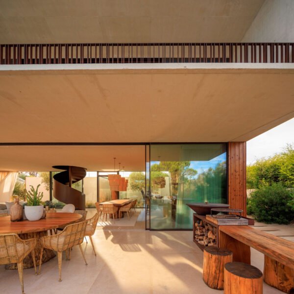dEMM Arquitectura - Comporta 107 House (Fernando Guerra)