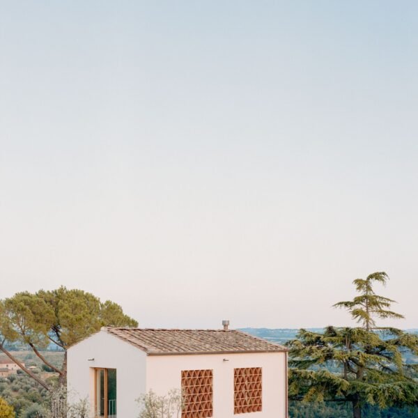 Fontego Architettura - Fienile N Barn Restoration (Federico Farinatti)