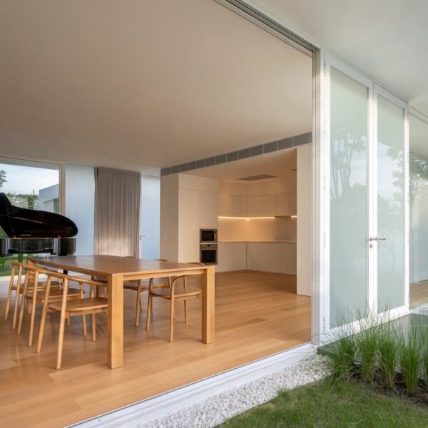 Spacy Architecture - Casa (Rungkit Charoenwat)