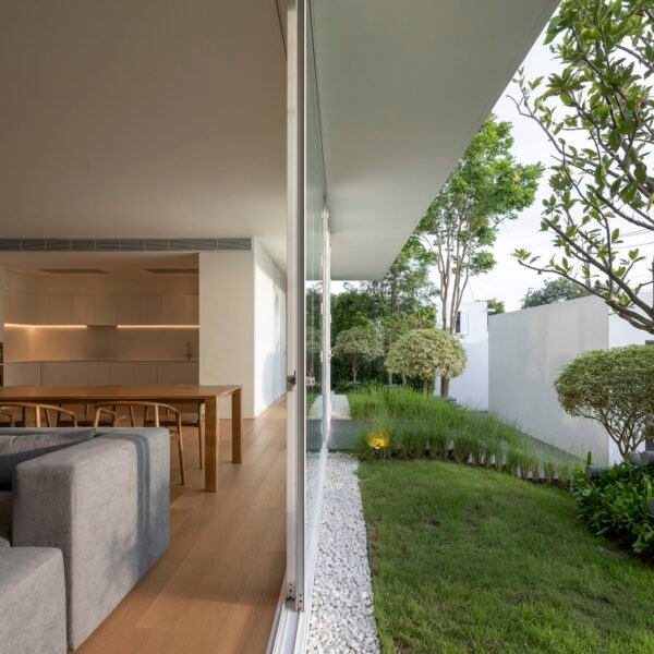 Spacy Architecture - Casa (Rungkit Charoenwat)