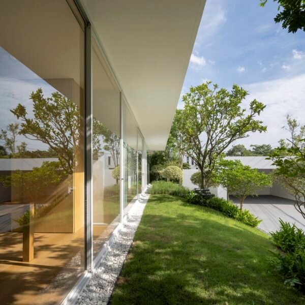 Spacy Architecture - Casa (Rungkit Charoenwat)